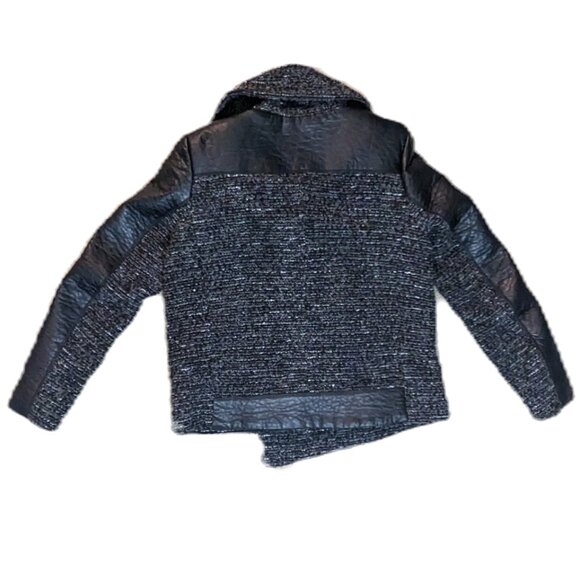 Women's Black and Gray Jacket - Picture 2 of 5